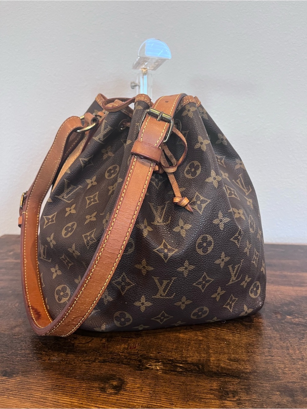 Louis Vuitton Noe bucket bag